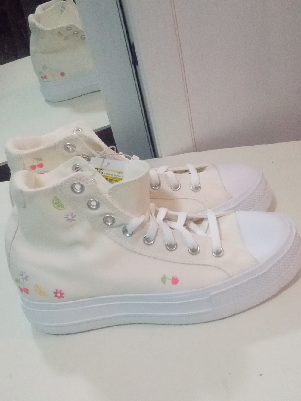 Converse All Star White High-Top Sneakers Sz 11 Fruit Accents NWT $75